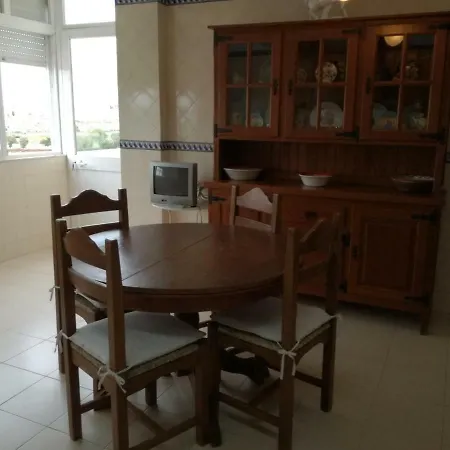 Da Escudeiro Apartment Setubal